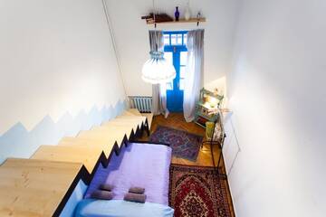Фото номера Четырехместный номер с общей ванной комнатой Хостелы Namaste Hostel г. Тбилиси 9