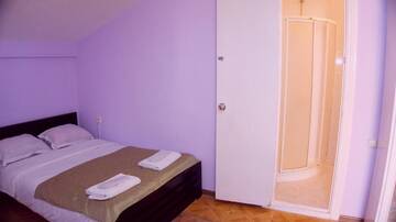 Фото номера Стандартный двухместный номер с 2 отдельными кроватями Отель Elite Lux Hotel г. Тбилиси 11
