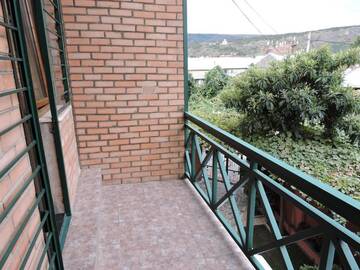 Фото номера Люкс с балконом Гостевой дом My House Hotel г. Тбилиси 10