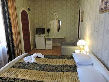 Фото номера Люкс с балконом Гостевой дом My House Hotel г. Тбилиси 5
