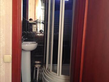 Фото номера Трехместный номер с балконом Гостевой дом My House Hotel г. Тбилиси 9