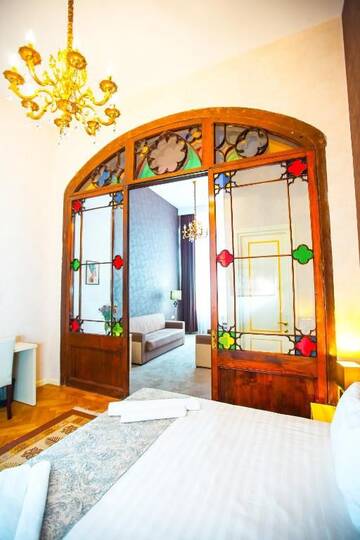 Фото номера Улучшенный полулюкс Отель Rustaveli Hotel г. Тбилиси 9