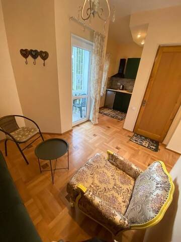 Фото номера Апартаменты с балконом Гостевой дом Sky Guest House г. Тбилиси 9