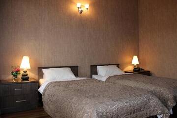 Фото номера Двухместный номер с 2 отдельными кроватями Отель Hotel Darchi г. Тбилиси 6