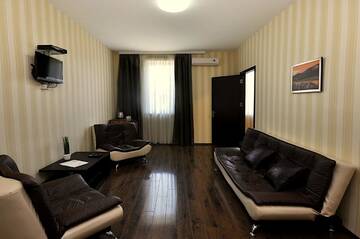 Фото номера Полулюкс Отель Athletics Hotel г. Тбилиси 2