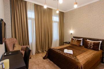 Фото номера Семейный номер Отель King David Hotel г. Тбилиси 2