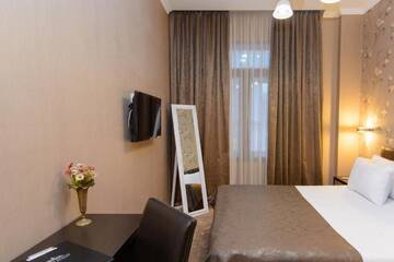 Фото номера Стандартный двухместный номер с 1 кроватью Отель King David Hotel г. Тбилиси 6