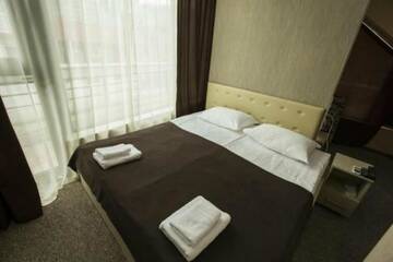 Фото номера Семейный номер с балконом Отель Tbiliseli Boutique Hotel г. Тбилиси 12
