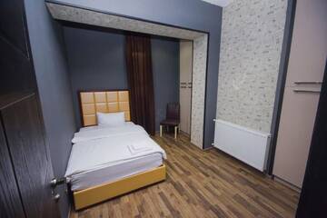 Фото номера Семейный суперлюкс Отель Hotel Orion Budget г. Тбилиси 2