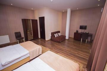 Фото номера Стандартный двухместный номер с 2 отдельными кроватями Отель Hotel Orion Budget г. Тбилиси 5