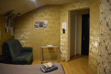 Фото номера Двухместный номер с 1 кроватью и балконом Гостевой дом Lea Guest House г. Тбилиси 9