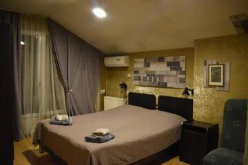 Фото номера Двухместный номер с 1 кроватью и балконом Гостевой дом Lea Guest House г. Тбилиси 20
