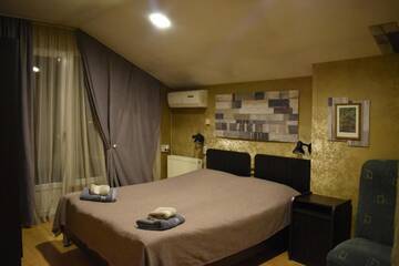 Фото номера Двухместный номер с 1 кроватью и балконом Гостевой дом Lea Guest House г. Тбилиси 6