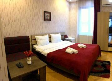 Фото номера Двухместный номер Делюкс с 1 кроватью и видом на город Отель Bonus Hotel г. Тбилиси 3