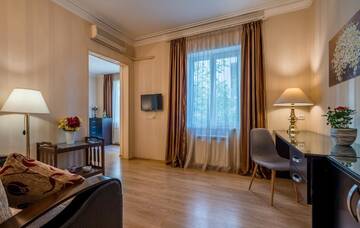 Фото номера Люкс Отель Iliani Hotel г. Тбилиси 3