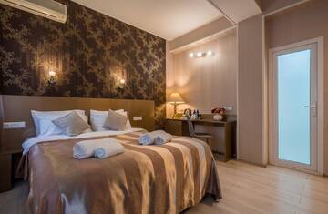 Фото номера Стандартный двухместный номер с 1 кроватью Отель Iliani Hotel г. Тбилиси 8