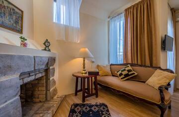 Фото номера Стандартный двухместный номер с 1 кроватью Отель Iliani Hotel г. Тбилиси 21