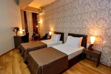 Фото номера Стандартный двухместный номер с 2 отдельными кроватями Отель Hotel Diamond Dat Exx company г. Тбилиси 16
