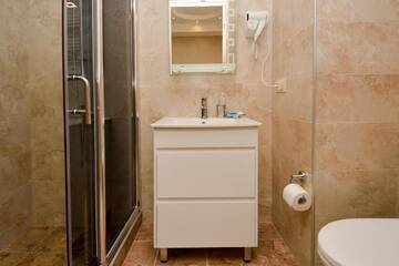 Фото номера Апартаменты-студио Отель Hotel Diamond Dat Exx company г. Тбилиси 11