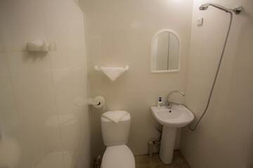 Фото номера Трехместный номер Гостевой дом Meidani Guest house г. Тбилиси 14