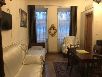 Фото номера Люкс Отель Gutsa Artists Mini-Hotel г. Тбилиси 3