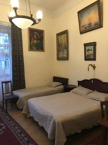 Фото номера Полулюкс Отель Gutsa Artists Mini-Hotel г. Тбилиси 16