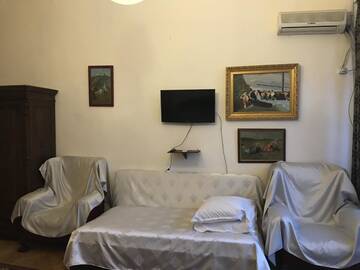 Фото номера Полулюкс Отель Gutsa Artists Mini-Hotel г. Тбилиси 12