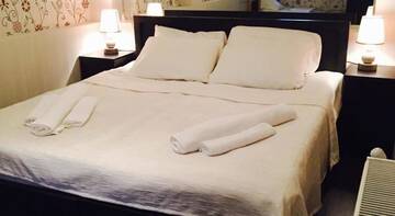 Фото номера Трехместный номер эконом-класса Гостевой дом Georgian Guest House on Asatiani г. Тбилиси 9