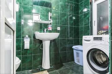 Фото номера Двухместный номер с 1 кроватью Гостевой дом Georgian Guest House on Asatiani г. Тбилиси 3