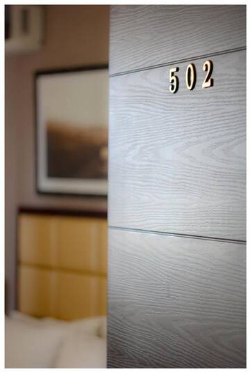 Фото номера Люкс с 2 спальнями Отель Hotel Orion Old Town г. Тбилиси 3