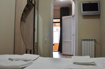 Фото номера Стандартный одноместный номер Отель Nine Hotel г. Тбилиси 9