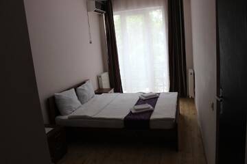 Фото номера Стандартный двухместный номер с 1 кроватью Отель Hotel Nina г. Тбилиси 7