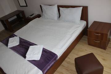 Фото номера Стандартный двухместный номер с 1 кроватью Отель Hotel Nina г. Тбилиси 9