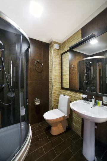 Фото номера Двухместный номер «Комфорт» с 2 отдельными кроватями Отель Kalasi Hotel г. Тбилиси 4