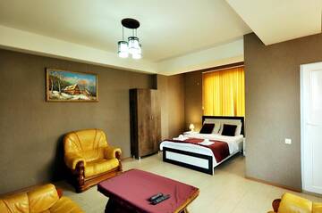 Фото номера Двухместный номер Делюкс с 1 кроватью и видом на город Отель Hotel Kavela г. Тбилиси 8