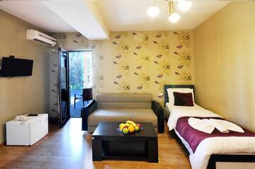 Фото номера Семейный номер Отель Hotel Kavela г. Тбилиси 2