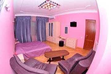 Фото номера Люкс с балконом Отель Hotel Relax г. Тбилиси 7