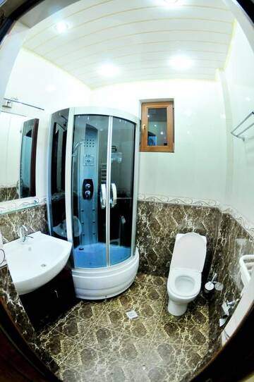 Фото номера Люкс с балконом Отель Hotel Relax г. Тбилиси 4