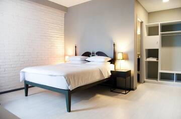Фото номера Стандартный двухместный номер с 1 кроватью Отель The Terrace Boutique Hotel г. Тбилиси 5