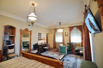 Фото номера Люкс Отель Vinotel Boutique Hotel г. Тбилиси 8