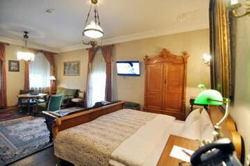 Фото номера Люкс Отель Vinotel Boutique Hotel г. Тбилиси 9