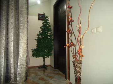 Фото номера Классический трехместный номер Гостевой дом Guest House R&amp;T г. Тбилиси 2