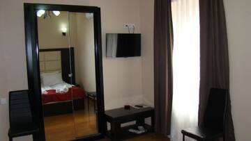 Фото номера Бюджетный двухместный номер с 1 кроватью Отель Hotel White Neptun Georgia Tbilisi г. Тбилиси 4
