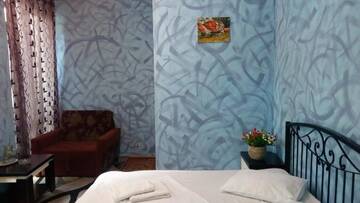 Фото номера Большой двухместный номер с 1 кроватью Отель Hotel Isani г. Тбилиси 2
