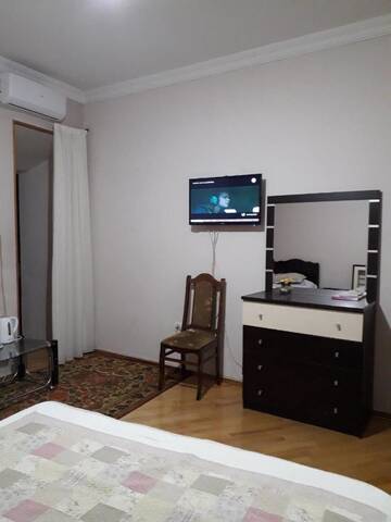 Фото номера Стандартный трехместный номер Гостевой дом Guesthouse Zeinabi г. Тбилиси 4