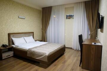 Фото номера Одноместный номер Делюкс с балконом Отель Hotel Gureli г. Тбилиси 9