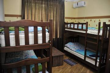 Фото номера Семейный номер Хостелы Hostel Vake Garden г. Тбилиси 4