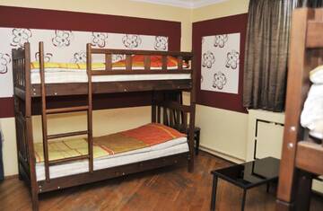 Фото номера Четырехместный номер Хостелы Hostel Vake Garden г. Тбилиси 4