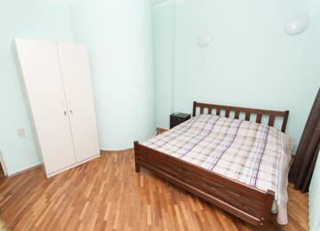 Фото номера Трехместный номер с основными удобствами Хостелы Hostel Vake Garden г. Тбилиси 3