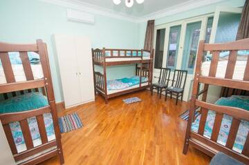 Фото номера Семейный номер Хостелы Hostel Vake Garden г. Тбилиси 4